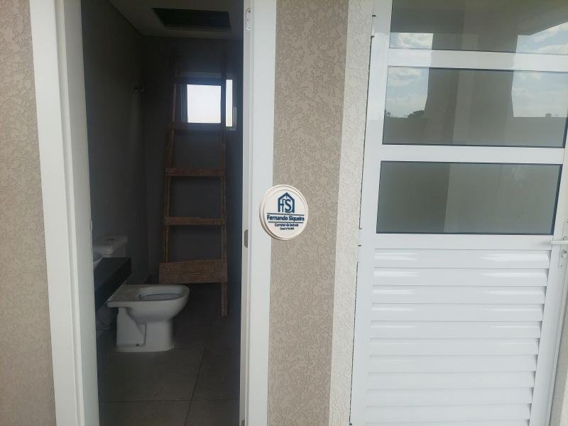 Excelente Sobrado no Xaxim - Curitiba - 120 M² - Terraço Amplo Descoberto - Ultima Unidade Disponível. - Imagem 13