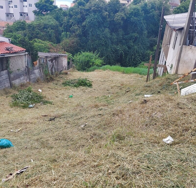 Terreno no Uberaba, Curitiba - Vendo e Aceito Permuta no Local -  01 Unidade. - 441,88 m²