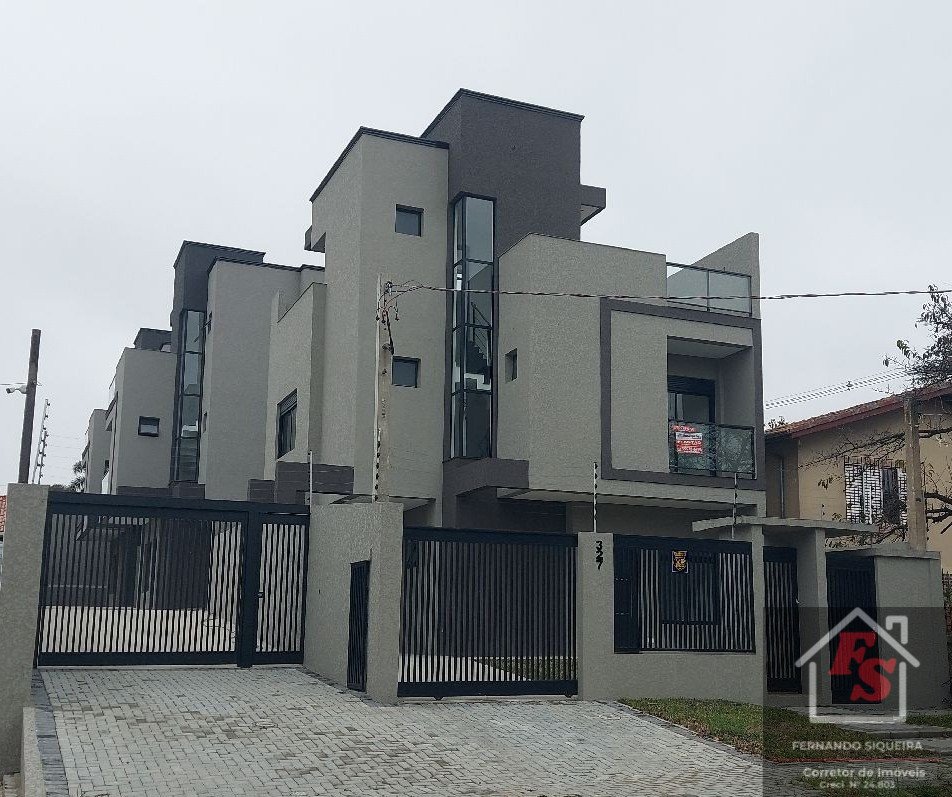 Sobrado no Novo Mundo em Curitiba, 03 dormitórios, Triplex - Imagem 2