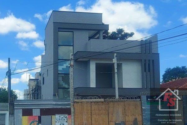 Sobrado Triplex Novo no Boqueirão, 3 Quartos – Curitiba