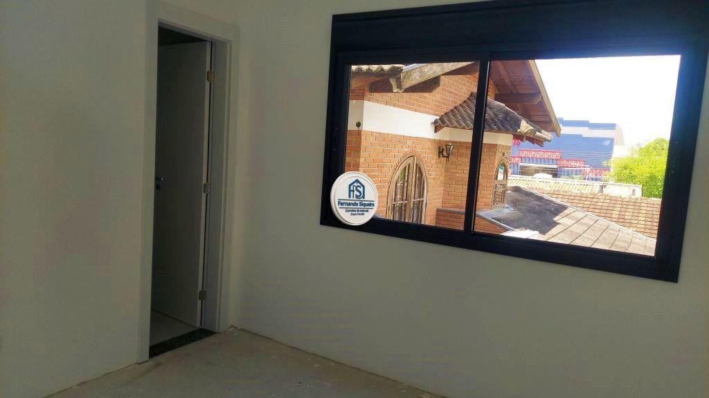 SOBRADO TRIPLEX NOVO À VENDA NO HAUER – ULTIMA UNIDADE, FRENTE PARA A RUA, SEM GEMINAÇÃO! - Imagem 11