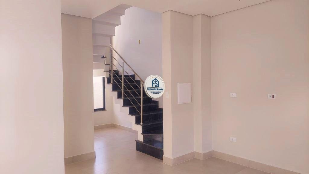 🏡 Sobrado à Venda no Bairro Uberaba - Curitiba, Triplex, Acabamento Alto Padrão - Interno S-03. - Imagem 12