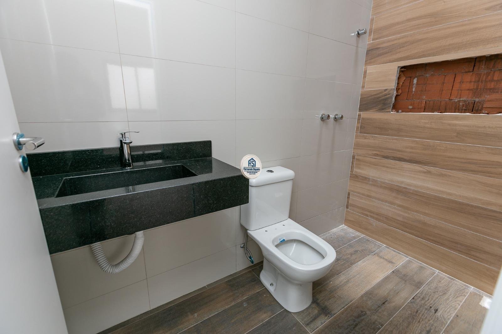 Sobrado Alto Padrão Em São Jose Dos Pinhais/Pr, Com 4 Quartos (Sendo2 Suítes) e 2 Terraços. - Imagem 13