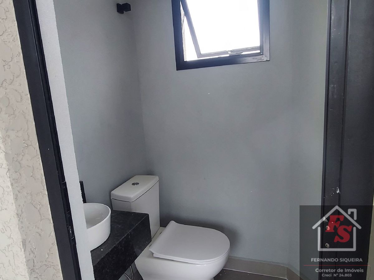 Sobrado no Novo Mundo em Curitiba, 03 dormitórios, Triplex - Imagem 19