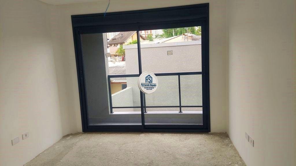 Sobrado Triplex no Capão Raso: Sua Nova Casa de Ótimo Padrão -S-02/03 - Imagem 21