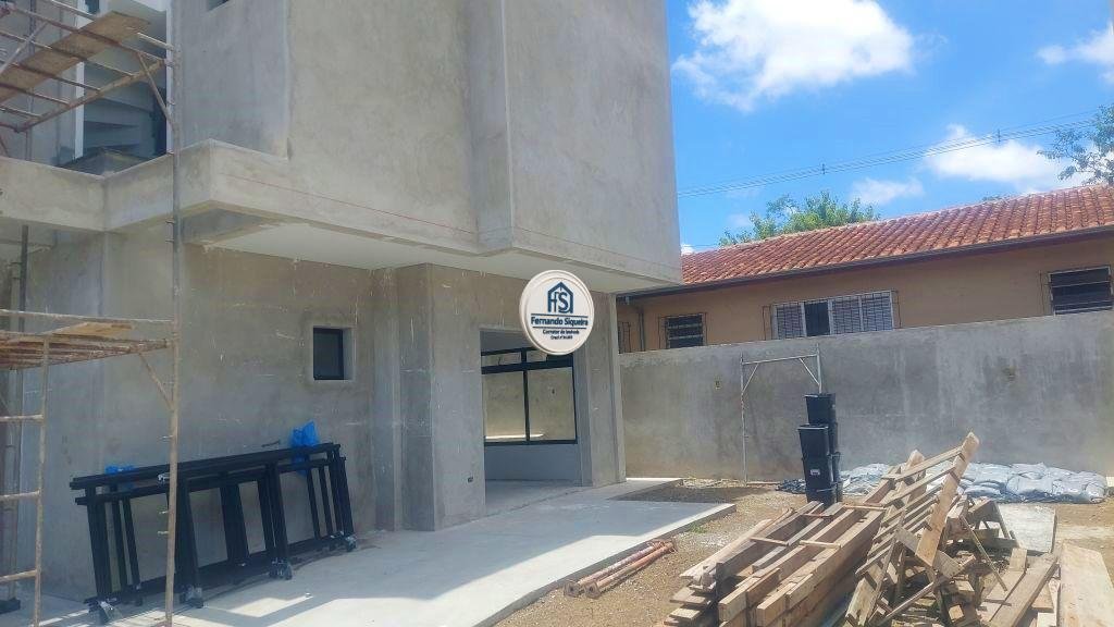 Sobrados de Alto Padrão com Design Contemporâneo no Novo Mundo - Curitiba - Imagem 13