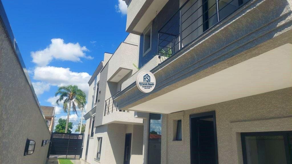 🏡 Sobrado à Venda no Bairro Uberaba - Curitiba, Triplex, Acabamento Alto Padrão - Interno S-03. - Imagem 5