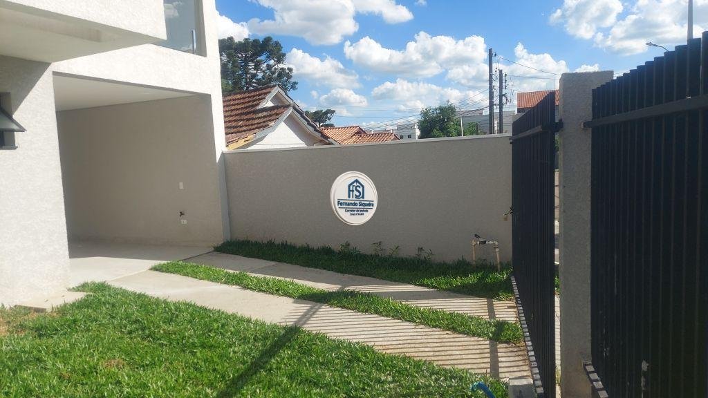 Sobrado Triplex no Uberaba, com amploTerraço e Churrasqueira. - de Frente Para a Rua. - Imagem 7