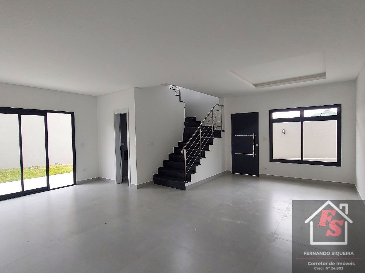 Sobrado no Novo Mundo em Curitiba, 03 dormitórios, Triplex - Imagem 8