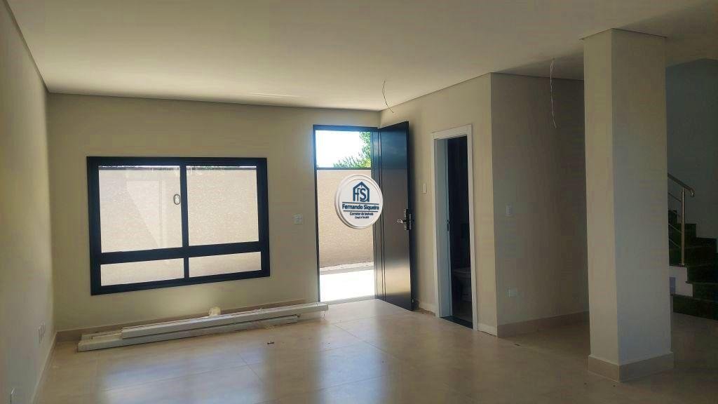 🏡 Sobrado à Venda no Bairro Uberaba - Curitiba, Triplex, Acabamento Alto Padrão - Interno S-03. - Imagem 10