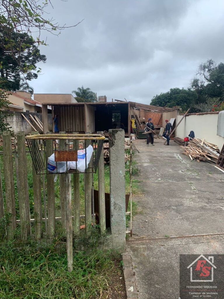 limpando o terreno para construir
