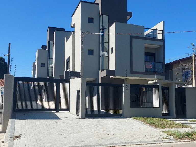 sobrado em condominio bairro novo mundo curitiba